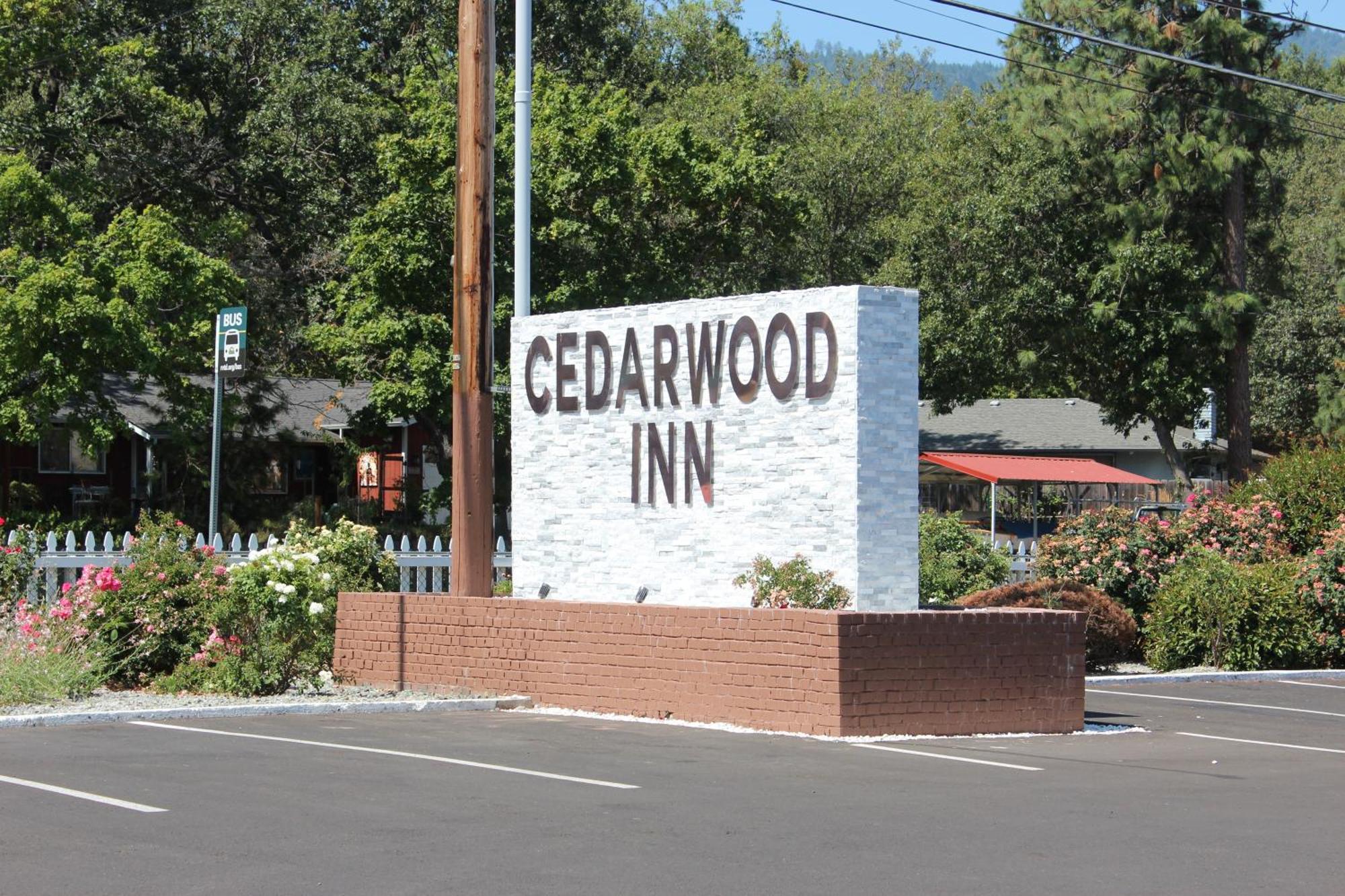 Cedarwood Inn Of Ашленд Экстерьер фото